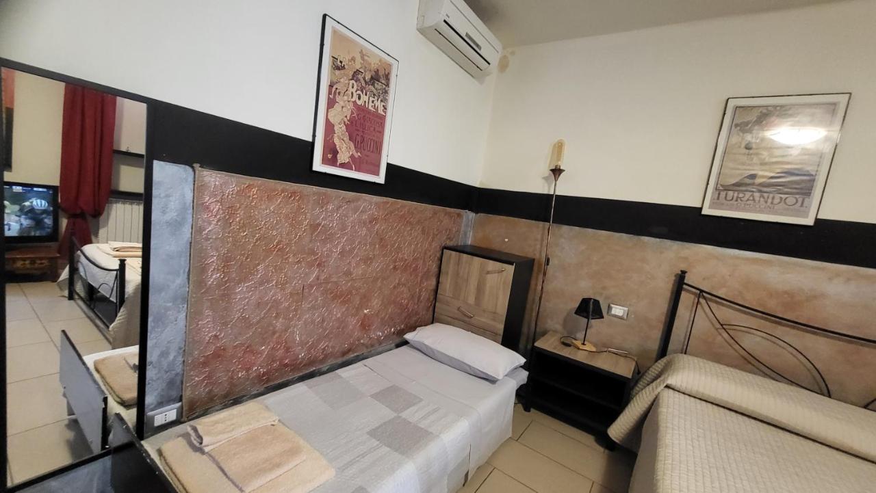 Saint Martin'S House Vigevano Exterior foto